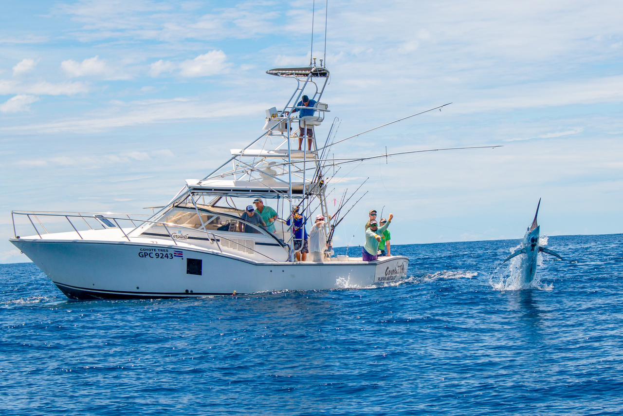 Coyote III Boat from Tamarindo