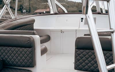 Spider boat papagayo